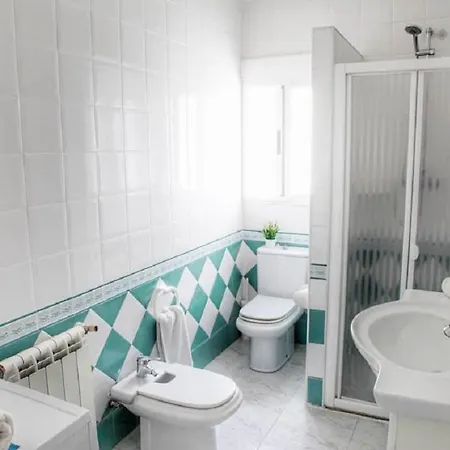 Vakantiehuis Casa Vesalia A 1a Linea De Mar Con Aa Y Wi-fi.