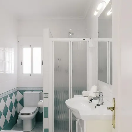 Dom wakacyjny Casa Vesalia A 1a Linea De Mar Con Aa Y Wi-fi.