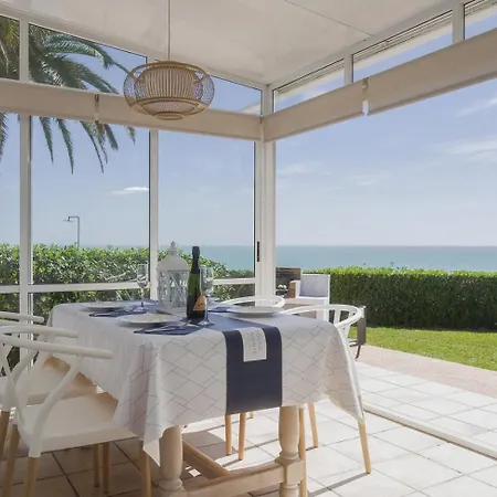 Casa Vesalia A 1a Linea De Mar Con Aa Y Wi-fi. Vinarós