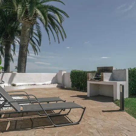 Dom wakacyjny Casa Vesalia A 1a Linea De Mar Con Aa Y Wi-fi.