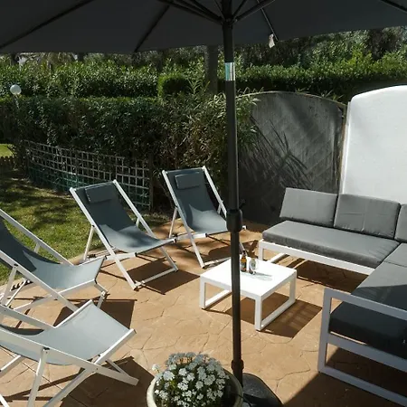Dom wakacyjny Casa Vesalia A 1a Linea De Mar Con Aa Y Wi-fi. *